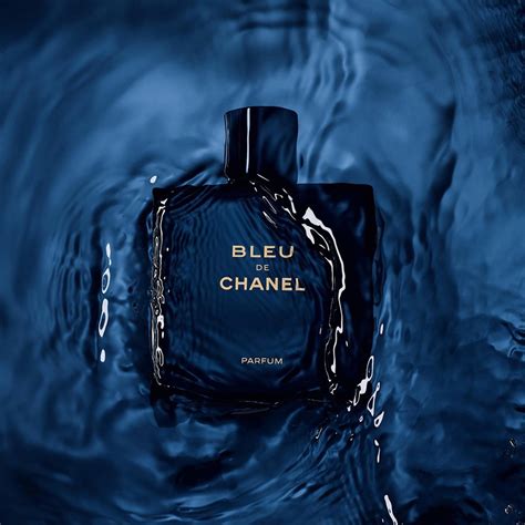 chanel blue perfume 150ml price|bleu de Chanel smell like.